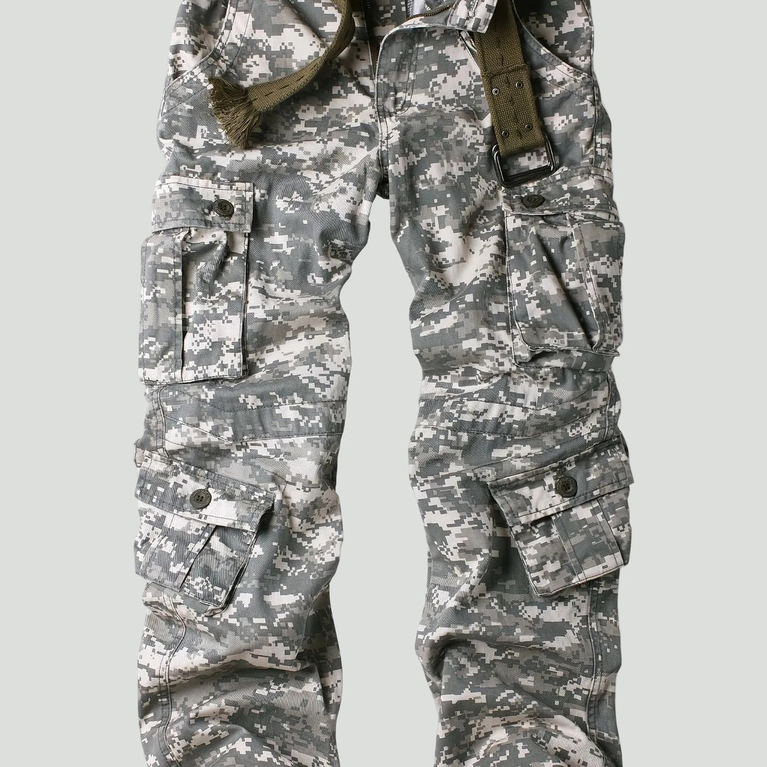 Men’s Camouflage Cargo Pants – Multi Pocket Outdoor Utility Design