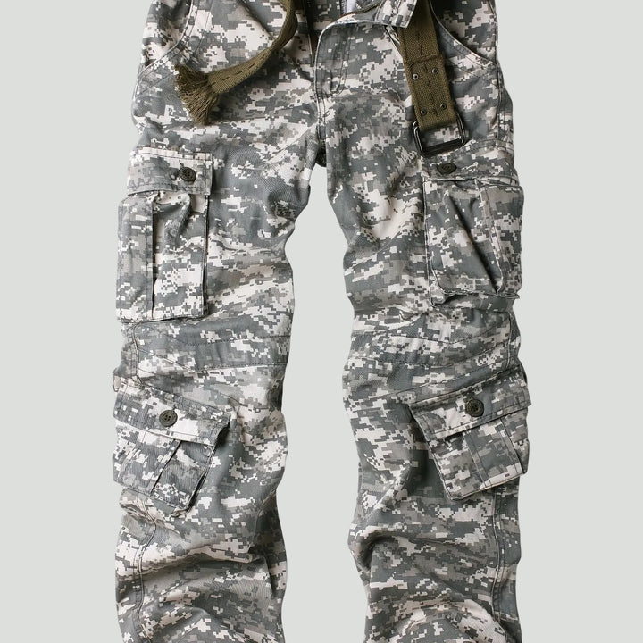 Men’s Camouflage Cargo Pants – Multi Pocket Outdoor Utility Design