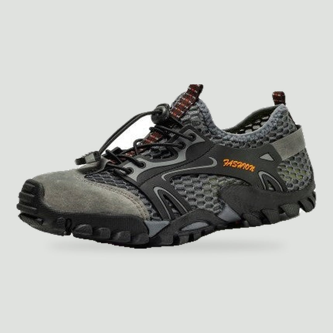 Water hiking shoe with quick dry mesh upper and toggle lace in gray