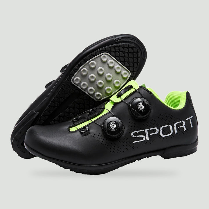 Flat pedal mountain bike shoes in Black Green