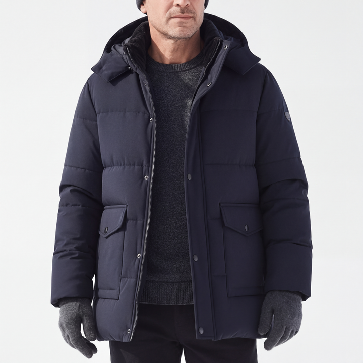 Men's winter jacket in navy with hood and flap pockets