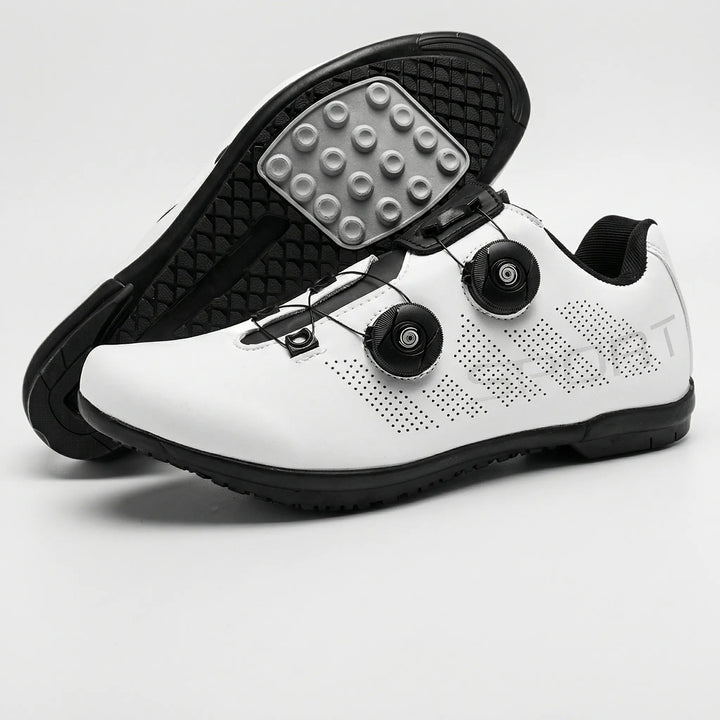 Flat pedal mountain bike shoes in White