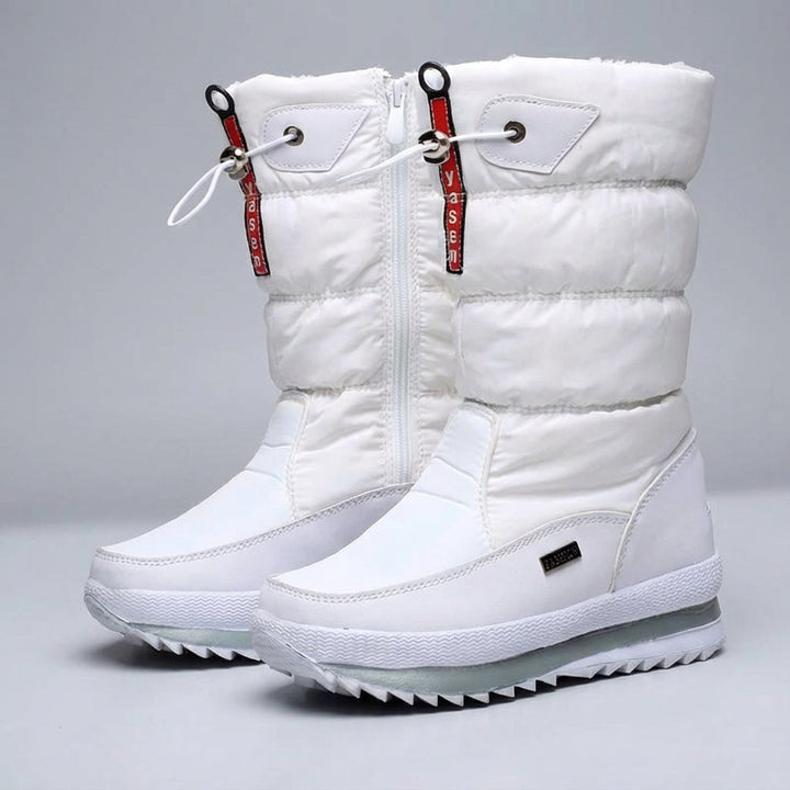 Mid calf snow boots in Ivory