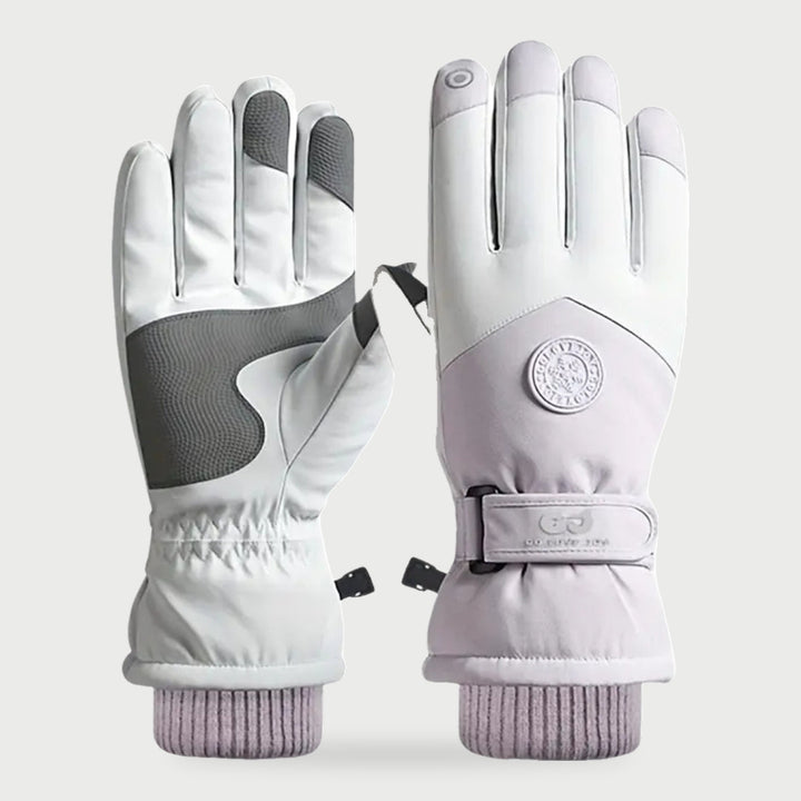 Waterproof snow gloves in Purple