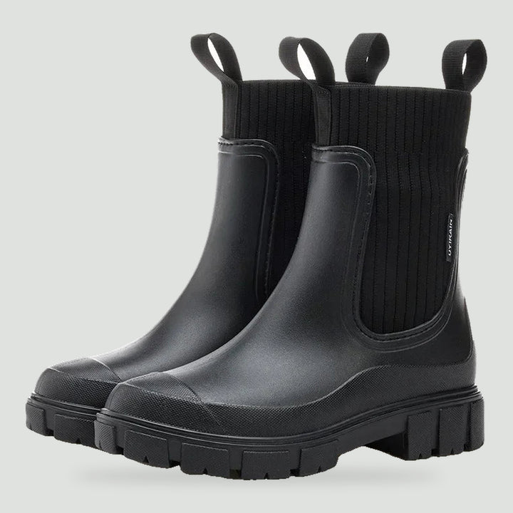 Chelsea rain boots in Black