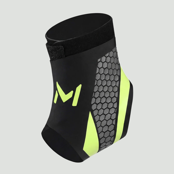 Compression ankle brace in Black Neon Yellow