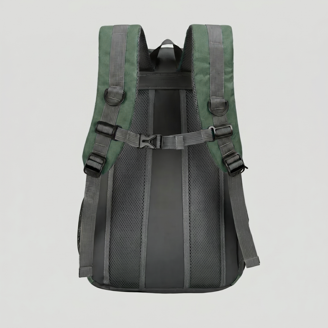 Lightweight 30L Hiking Backpack – Waterproof Daypack for Outdoor Use
