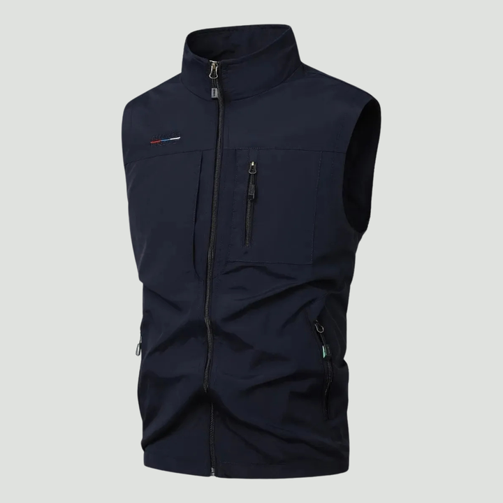 Lightweight Multi-Pocket Outdoor Vest – Quick-Dry Layer for Active Use