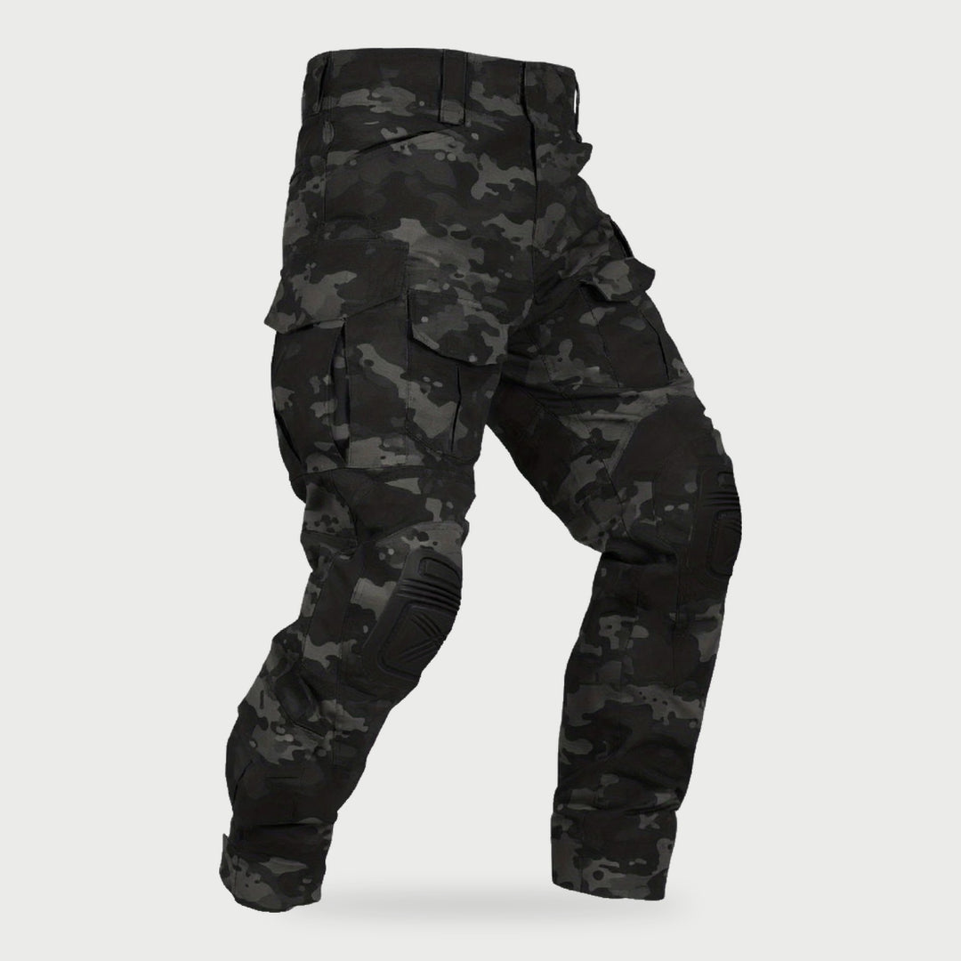 Men's work pants with knee pads in Dark Camo
