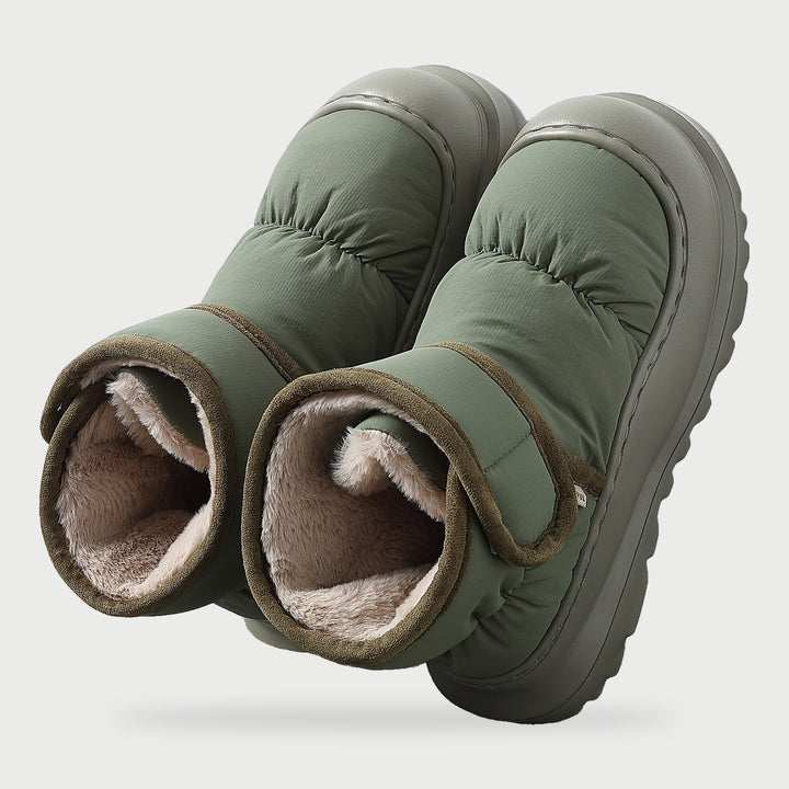 Women's puffer slipper boots in green with plush lining