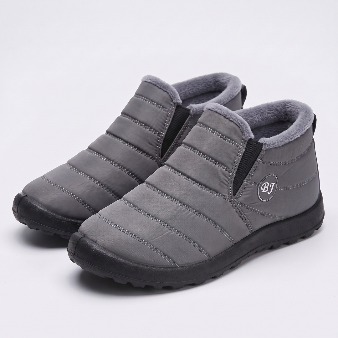 Women's fur-lined slip-on winter boots in gray