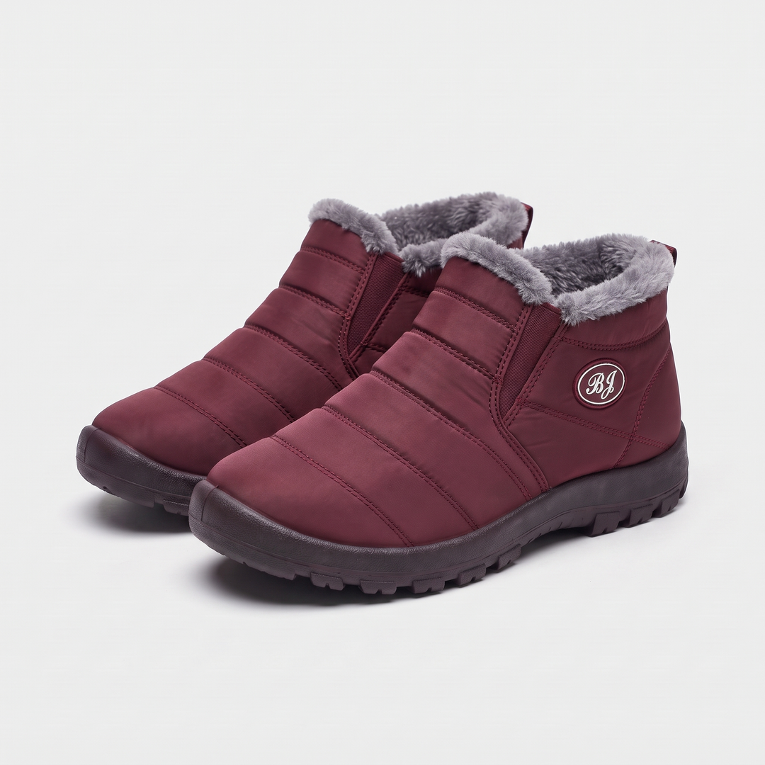 Women's fur-lined slip-on winter boots in red