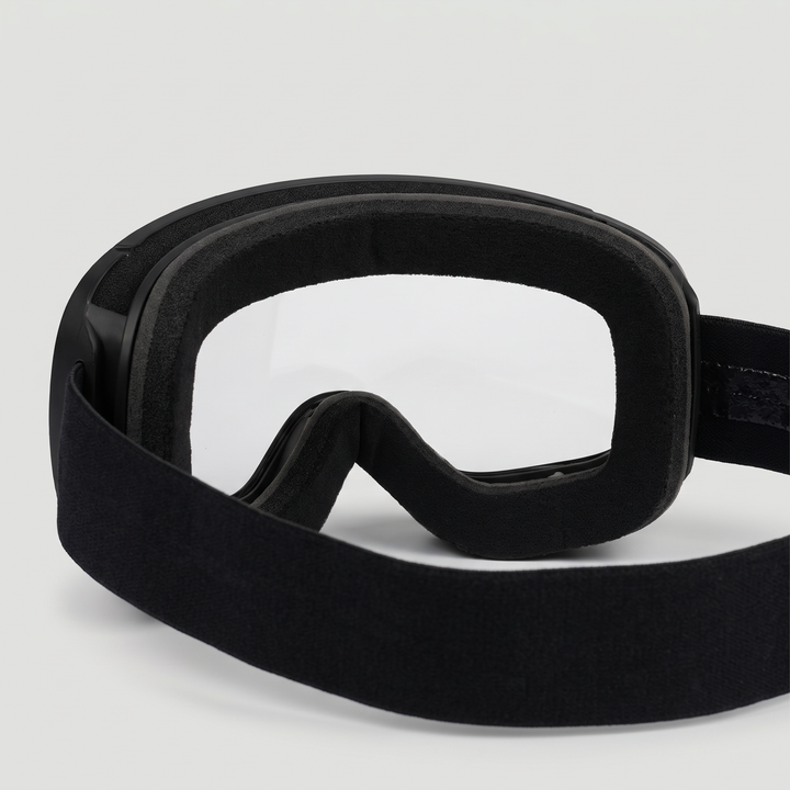 Inside of the ski goggles: three-layer foam padding and clear inner lens