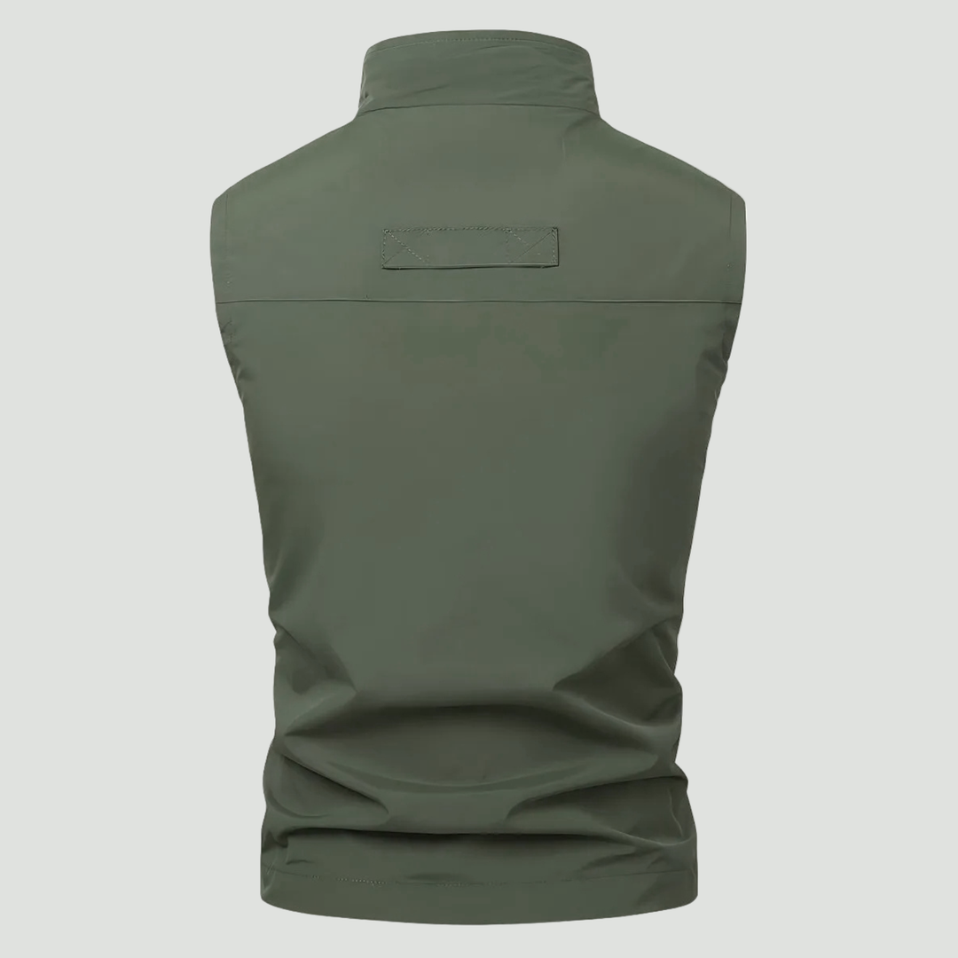 Lightweight Multi-Pocket Outdoor Vest – Quick-Dry Layer for Active Use