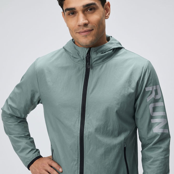 Men's Packable Running Jacket – Windproof Water-Resistant Shell for Outdoor Use