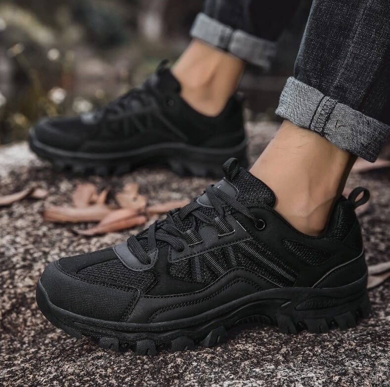 Lightweight Breathable Outdoor Hiking Shoes – Grip Support for Daily Use