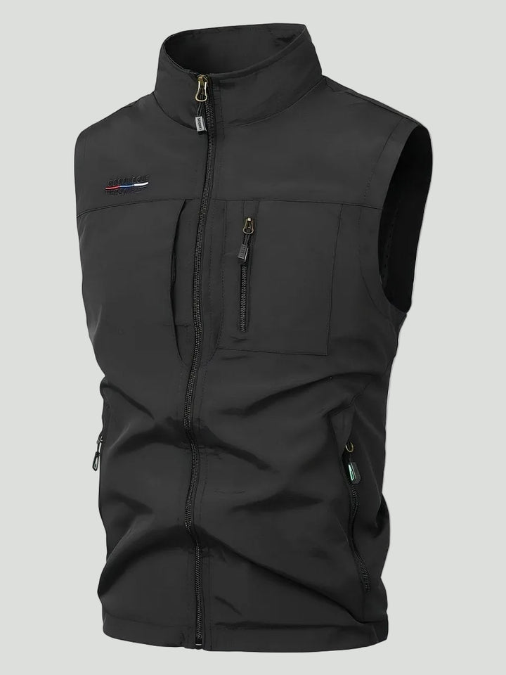Lightweight Multi-Pocket Outdoor Gilet – Quick-Dry Layer for Active Use