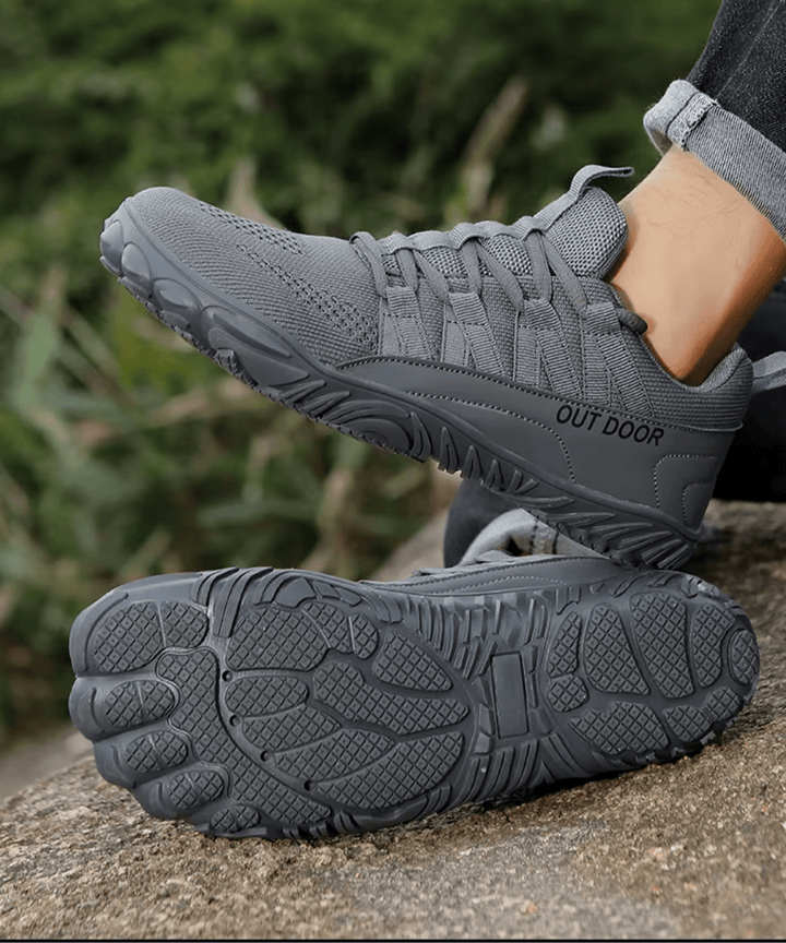 Wide-Fit Barefoot Walking Shoes – Breathable Design with Grippy Outsole